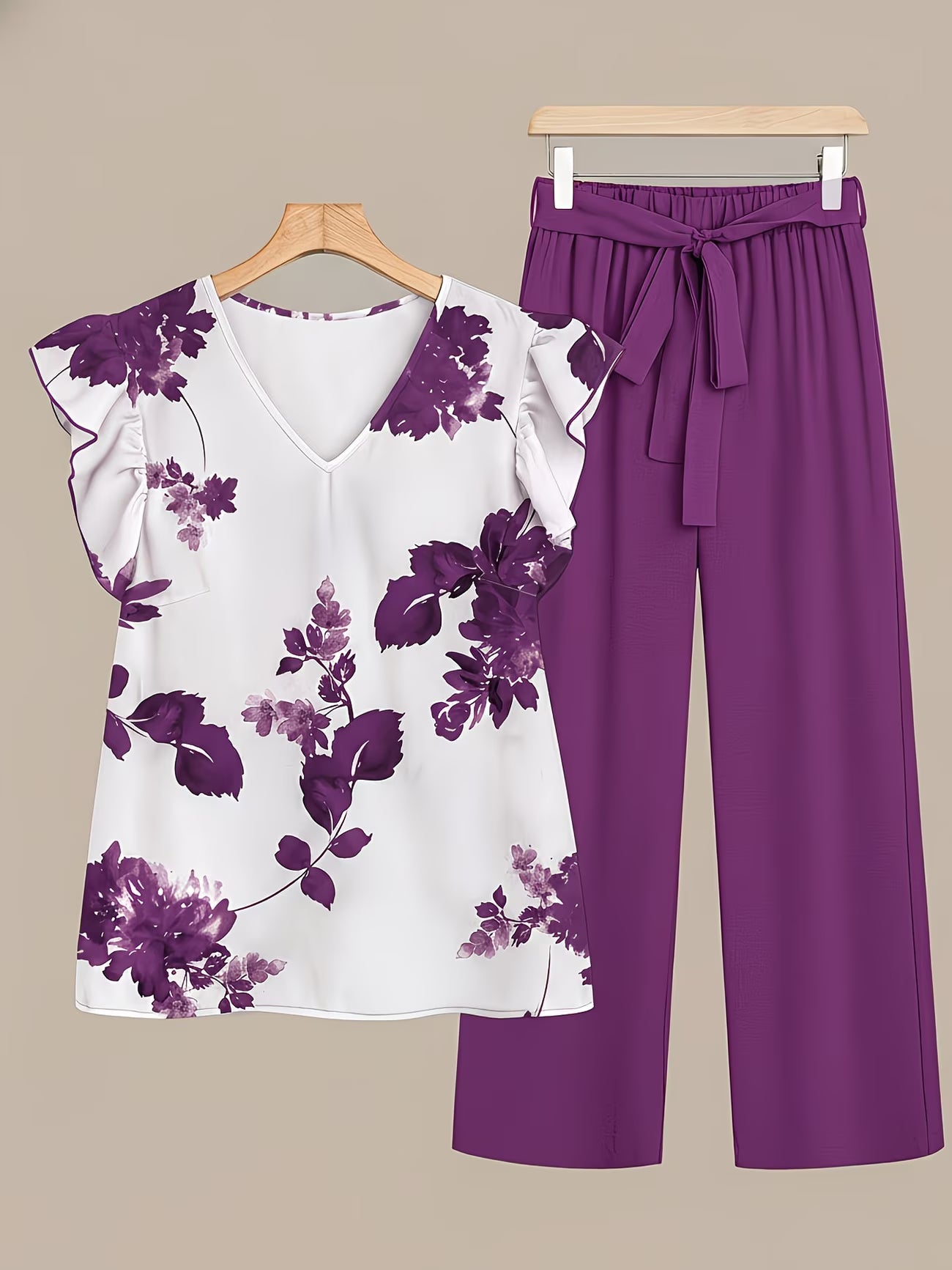 Paisley Elegance V-Neck Pleated Co-Ord Set