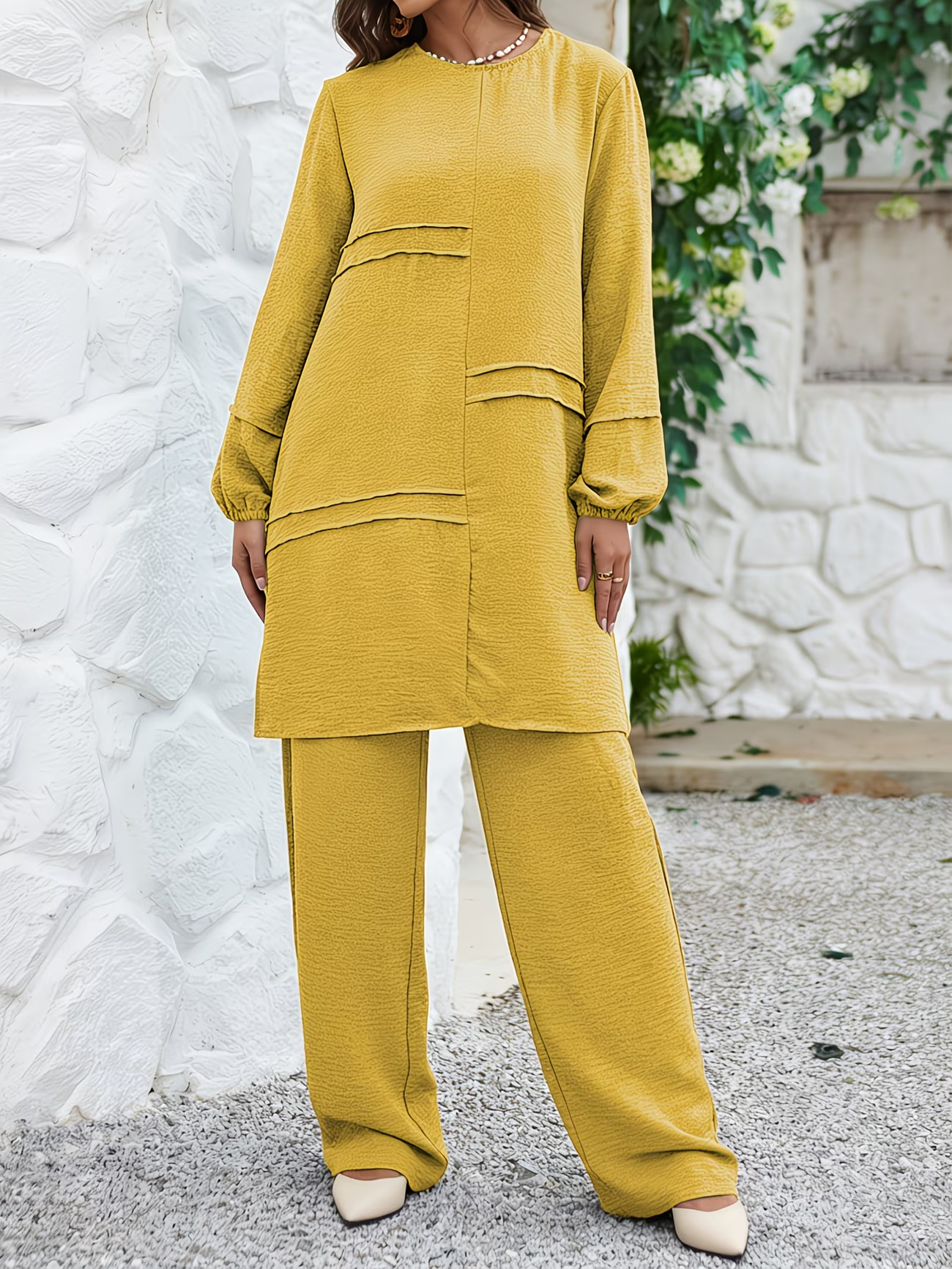 Timeless Twin-Stripe Abaya Two-Piece Set