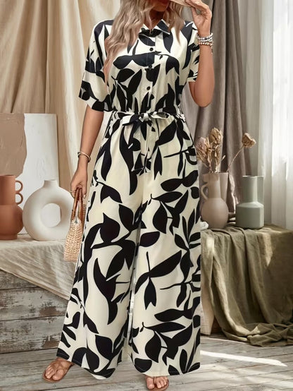 Modern Contrast Print V-Neck Jumpsuit with Elastic Waist & Belt