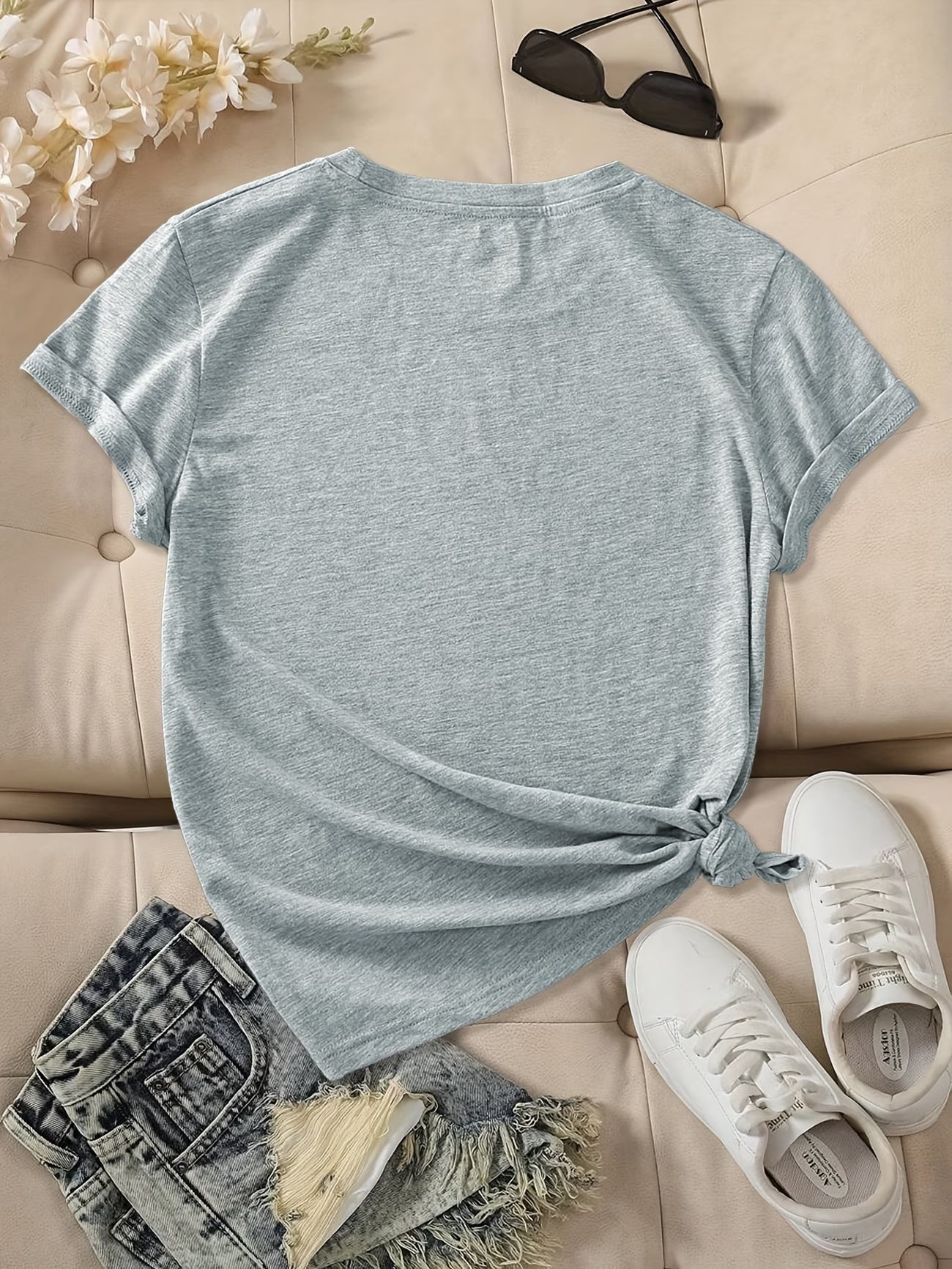 4PCS Women’s Vintage Valentine Print T-Shirts – Short Sleeve Round Neck Casual Tees