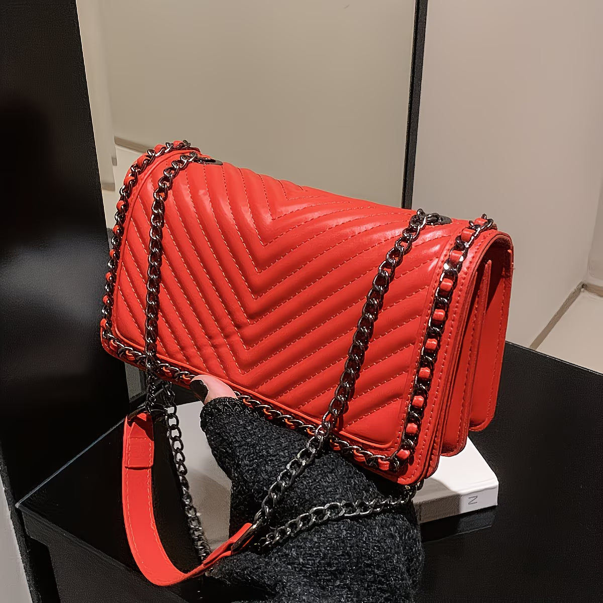 Minimalist Herringbone Flap Chain Bag