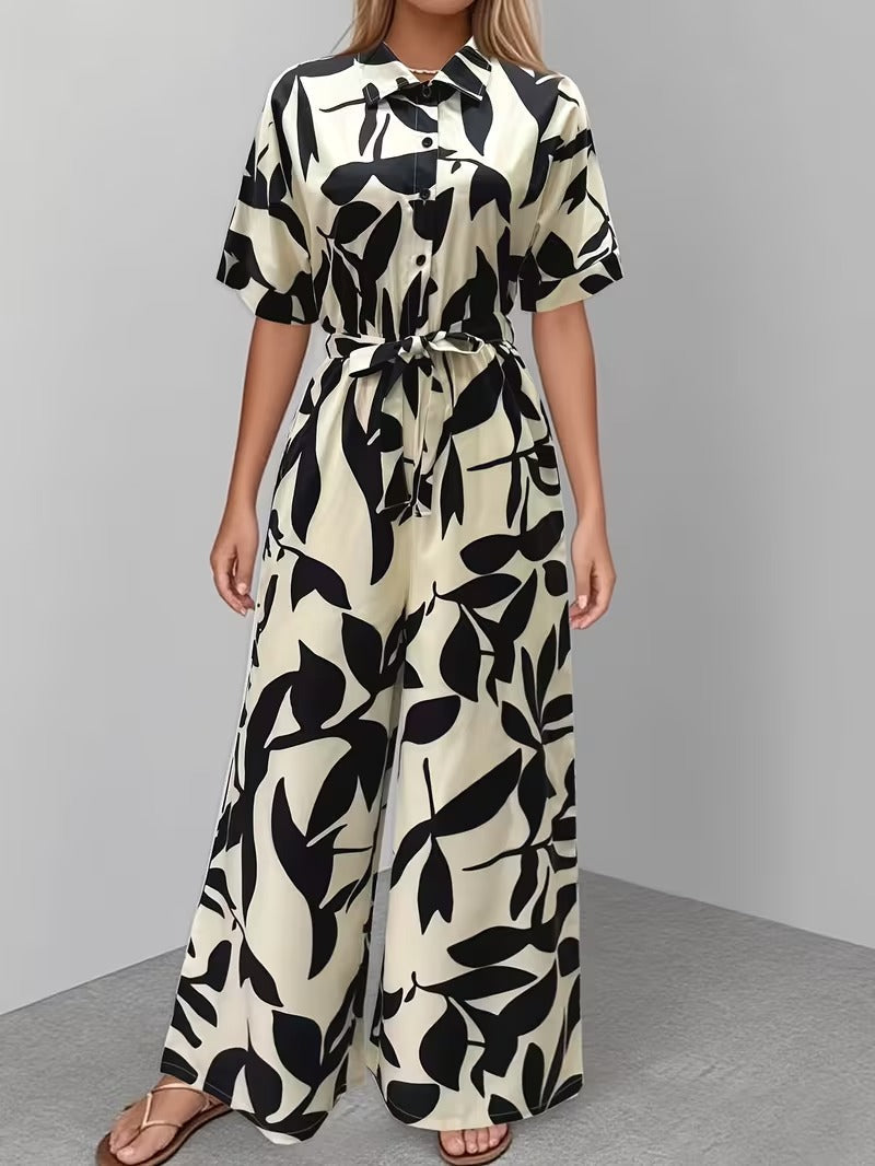 Modern Contrast Print V-Neck Jumpsuit with Elastic Waist & Belt
