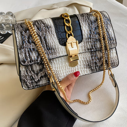 Snake Print Coil Shoulder Bag – Vintage-Inspired, Compact & Perfect for Dating or Daily Styling