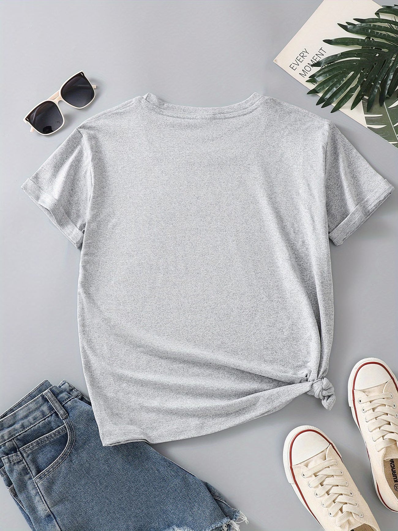 4PCS Women’s Vintage Valentine Print T-Shirts – Short Sleeve Round Neck Casual Tees