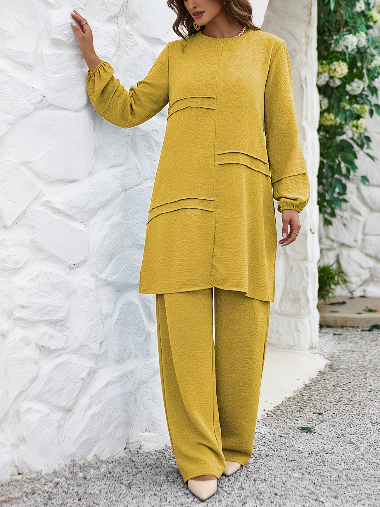 Timeless Twin-Stripe Abaya Two-Piece Set