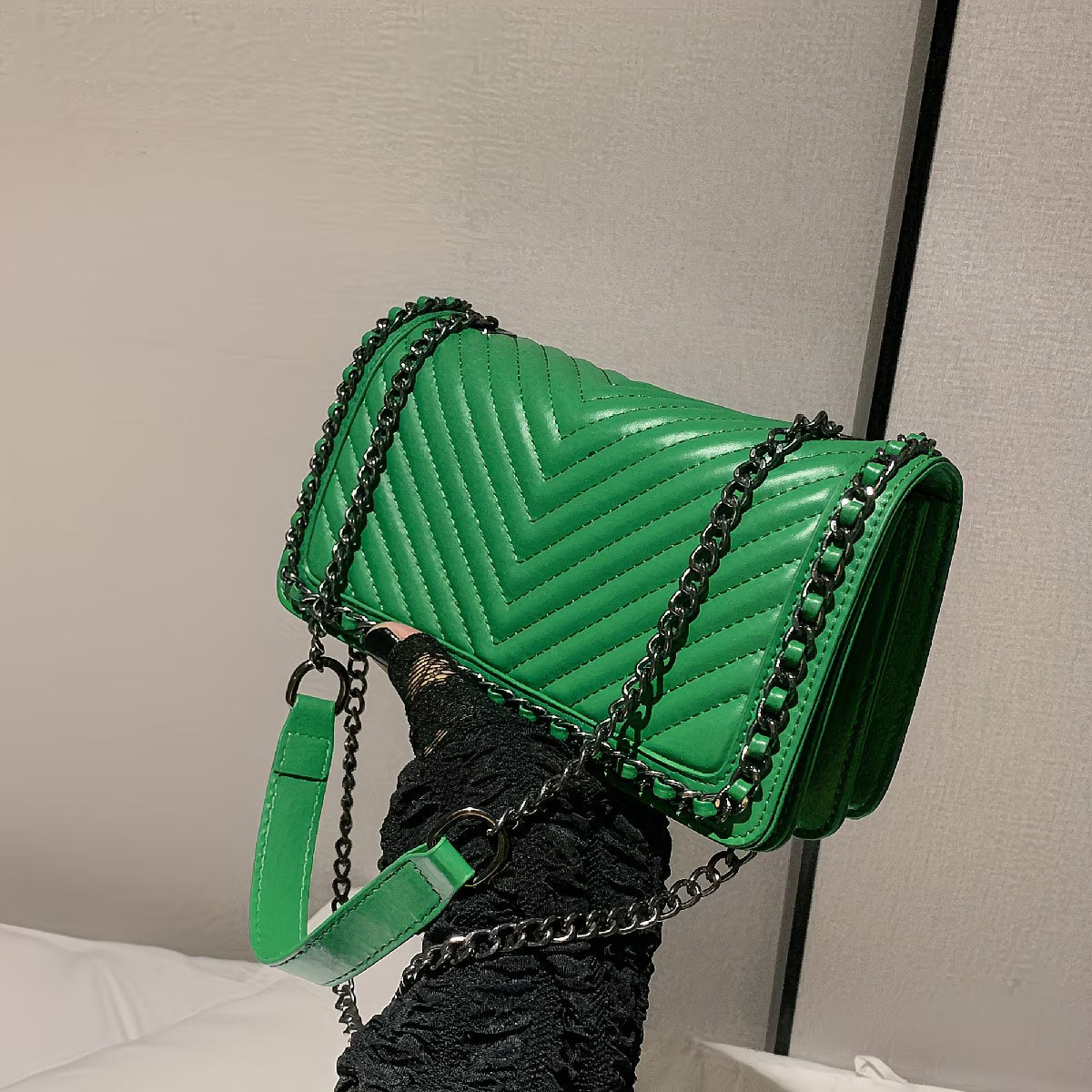 Minimalist Herringbone Flap Chain Bag
