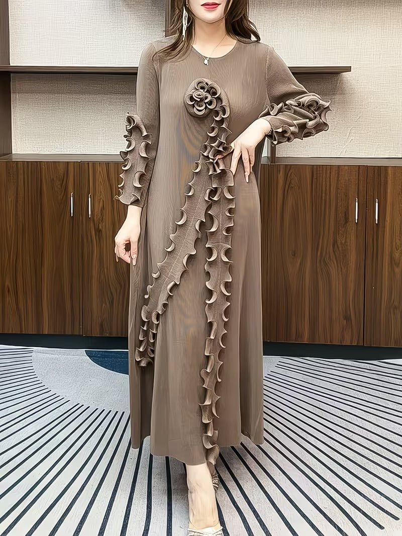 Modern Plus Size Pleated Dress with Relaxed Comfort Fit
