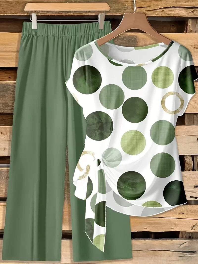 Women’s 2-Piece Floral Outfit – Shirt & Pants Set